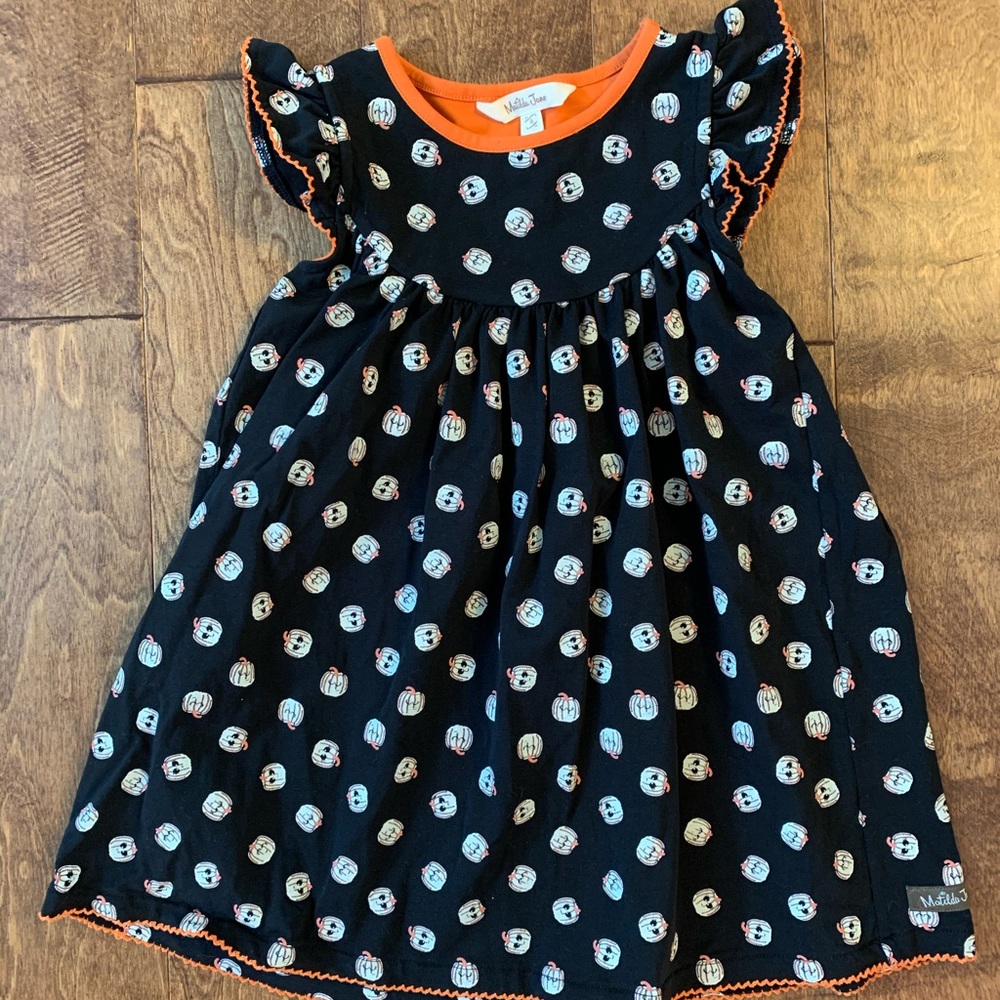 Girls dress